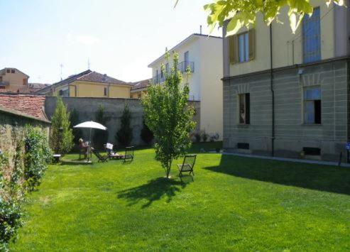 L'Ortodellerose Hotel Alba  Luaran gambar